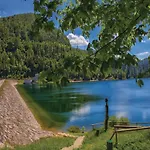 Propuh By Interhome * Fužine