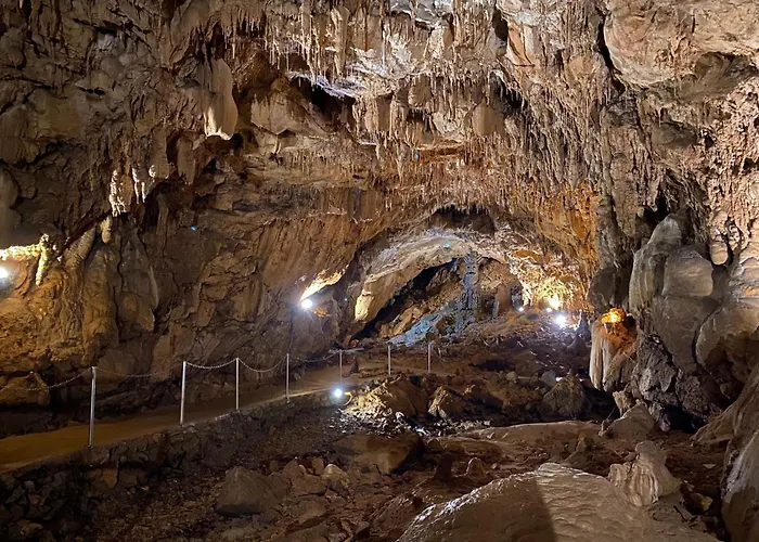 فيلة Propuh By Interhome