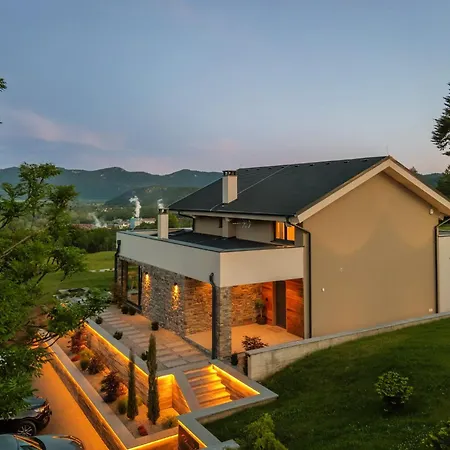 Propuh By Interhome