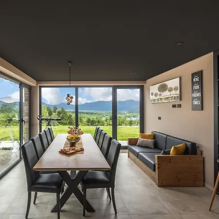 Propuh By Interhome Fuzine